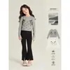 Top de Niña Amybaby Otoño 2024 Nuevo Falso de Dos Piezas Color Sólido Joker Puntada de Lazo Camisa Base