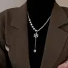 Collar Dulce y Fresco de Chica Picante para Mujer, Estilo Coreano Ins Tendencia Diseño de Nicho Versátil Cadena para Sudadera Accesorio Gargantilla de Perlas