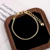 Pulsera de Corazón de Acero Inoxidable Electrochapado de Aleación Simple Europea y Americana Joyería de Moda de Gama Alta para el Trabajo Venta Caliente para Mujeres