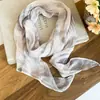 Bufanda de seda vintage a rayas estampadas, simple y elegante, collar casual versátil de verano, accesorio de lujo ligero de alta gama para mujer