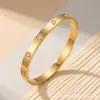 Pulseira para Mulheres, Nicho de Luxo, Aço Titânio Antidescolorante Trevo de Quatro Folhas Cravejada de Diamantes Pulseira Feminina, Aço Inoxidável Joias Europeias e Americanas Atacado