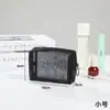 Bolsa de Maquillaje de Malla de Nylon Portátil Bolsa de Almacenamiento Cosmético de Viaje de Gran Capacidad Estilo Moda Sobre Rojo