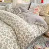 Juego de Cuatro Piezas 100% Algodón Clase A Estilo Fresco ins Funda de Edredón Individual de Algodón Puro Juego de Tres Piezas Sábana Bajera de Grado para Dormir Madre e Hijo Ropa de Cama