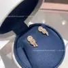 Versión de Alta Gama de Pendientes de Herradura Completamente Diamantados de la Marca F de Fendi, Moderno Diseño de Doble Hilo con Diamantes en Forma de Pera, Pendientes Curvos en Forma de Ocho para Mujer