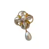 Acessórios de Broche Elegantes de Nicho de Design de Moda Versátil de Alta Qualidade com Flor Pérola Zircônia Retrô Europeu e Americano
