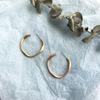 Pendientes coreanos de moda de oro mate geométricos de medio círculo retorcidos retro al por mayor 040
