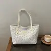 Bolsa de ombro/axila tote grande e moderna, estilo doce e fresco, tendência europeia e americana, nova para 2026, de travessia de fronteira