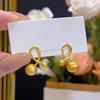 Pendientes de Alfabeto Clásicos Explosivos de Celebridad de Internet de TikTok Estilo Frío Nicho Diseño Lujo Ligero Sentido Avanzado Pendientes Pendientes