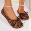 Comercio Electrónico Transfronterizo Tallas Grandes Otoño 2026 Nueva Llegada Múltiples Colores Retro Franceses Planos con Lazo Mocasines Zapatos Individuales para Mujer