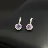 Brincos Pequenos Stud Estilo Coreano Inspirados em Celebridades com Diamantes de Imitação em Seis Cores, Agulhas de Prata 925, Brincos Multicor Versáteis e Estilosos