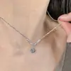 Nueva Moda Super Brillante Collar de Circonita Estilo Ins Femenino Diseño de Nicho Cadena de Clavícula Simple de Alta Gama Todo Fósforo para Mujeres