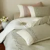 Elegante conjunto de cama de quatro peças estilo francês para outono e inverno, 50 contagens, dupla camada de algodão, textura aveludada escovada, bordado, pijama 100% algodão