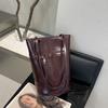 2025 nova bolsa de couro curtido vegetal de alta qualidade bolsa de couro de vaca bolsa balde tote preguiçosa retrô couro feminina uma geração de cabelo