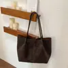 Bolso Retro Gran Capacidad para Mujer 2026 Nuevo Estilo Moda Gamuza Felpa Bolso Tote Sensación de Alta Gama Bolso de Hombro Único para el Trabajo