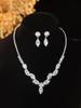 Acessórios para vestido de festa de casamento Conjunto de 2 peças Colar de cristal com diamantes completos Brincos femininos Multicoloridos Opcionais