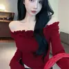 Camiseta Básica Popular de Estilo Francés sin Hombros de Manga Larga Ajustada Estilo Chica Picante Puro Deseo con Volantes