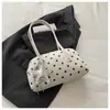 Bolso Único con Textura Bolso Tipo Bowling 2026 Otoño Nuevo Simple Lunares Bolso de Hombro para el Día a Día