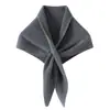 Chal Triangular de Cachemir para Mujer Protección contra el Frío Otoño e Invierno Estilo Nuevo Color Sólido Moda Elegante Ropa Exterior Perforado Cruzado Bufanda de Cuello de Dos Vías Chal