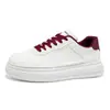 Novos Sapatos Masculinos Primavera 2026, Tênis Brancos, Sapatos Casuais Masculinos para Adolescentes, Tênis Masculinos Versáteis, Sapatos Masculinos Clássicos e Modernos