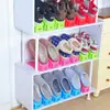 Sapateira/Estante de armazenamento de sapatos simples, espessa, de peça única, sapateira de plástico ajustável de camada dupla fácil de usar.