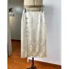 Nueva Hebilla de Falda Estilo Chino Estilo Nacional Satén de Ácido Acético Jacquard Falda Lápiz de Longitud Media para Mujer Ajustada Falda de Un Paso con Abertura