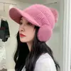 Gorro de invierno para mujer, tejido a mano, con forro polar, grueso, cálido y resistente al viento, de lana, con protección para las orejas.