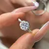 Anillo de Plata de Ley S925 Flor Bud Creativa Moissanita de Un Quilate, Elegante y de Moda, Joyería de Mano Clásica de Lujo Ligero