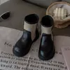 Botas Infantiles Colorblock Retro Hebilla Botas de Media Caña Otoño/Invierno 2026 Botas de Motocicleta Redondas para Niñas Botas Versátiles para Tobillo