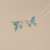 Nuevos pendientes asimétricos de mariposa azul para mujer, diseño pequeño y fresco, elegante y con placa de incienso antimosquitos sin orificios para las orejas.