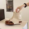 Sandálias de dedo com salto anabela estilo francês para mulheres, novo modelo verão 2026, absolutamente lindas, perfeitas para combinar com saias, para um look doce e fresco, botas curtas, sandálias romanas