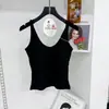 Diseño Sexy con Camisola de Cuello en U con Espalda Cruzada, Copas Integradas, Adecuada para Usar Sola o en Capas, Disponible en Múltiples Colores, Lencería para Mujer