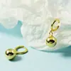 Pendientes Metálicos Franceses Retro de Bola Exquisitos Pequeños 2022 Tendencia Temperamento Estilo Frío Diseño Simple Brazaletes para Oreja