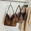 Bolso Tote Maillard Estampado Leopardo para Viajes Diarios Mujer 2025 Invierno Nueva Moda Más Fácil de Combinar Gran Capacidad Bolso de Hombro/Axila