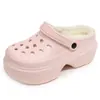 Pantuflas Personalizadas de Invierno Nuevas para Mujer Zapatos de Algodón Forrados de Felpa para Mantener Caliente para Uso en Casa Pantuflas de Algodón de Suela Gruesa Que Se Sienten Como Caminar Sobre Mierda
