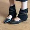 Botas Femininas 2026 Moda Novas Botas Curtas de Cano Curto para Outono e Inverno Bico Quadrado Retrô Botas Curtas Marrons para Aumentar a Altura para Mulheres