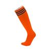 Calcetines de fútbol finos con aguja plana para entrenamiento profesional para adultos y niños, de poliéster y algodón, largos, hasta la rodilla, deportivos, con tres barras, suministro directo de fabricantes.