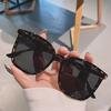 Gafas de Sol para Mujer 2022 Nuevas de Moda Populares en Internet Gafas de Sol para Conducir para Hombre Anti-ultravioleta Cara Grande Delgadas Sesión de Fotos Callejera