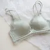 Nuevo Estilo Francés Ropa Interior de Satén para Mujer Suave y Puro Deseable Sin Aros Push-up Pecho Pequeño Conjunto de Sujetador de Encaje Sexy