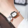 Reloj de Pulsera de Cuarzo para Mujer de Alta Gama con Diamantes Transfronterizo Versión Coreana Moda de Nicho Estudiante Reloj de Pulsera Fabricante