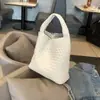 Bolsa Feminina Guangzhou 2025 Escolhas de Influenciadores Bolsa Tote Artesanal de Alta Qualidade Versátil de Ombro/Axila Bolsa para Sogra para Mulheres