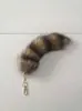 Venta al por mayor del fabricante Colgante de Llavero de Piel de Cola de Zorro Accesorios de Piel Colgante para Bolso Atrezo para Escenario de Actuación