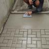 Antigo corredor cimento chão relevo molde concreto antiderrapante pavimento construção aço material jardim pátio quadrado