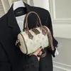 Dropshipping Transfronterizo Bolso Boston de Cuero Genuino Repujado para Mujer Nuevo Modelo 2026 Bolso de Hombro Bolso de Mano Bolso Cruzado
