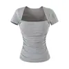 Top Feminino de Manga Curta, Design Slim-Fit com Decote Quadrado, Estilo Levemente Maduro, Novo Estilo de Verão com Bojos, Top Estilo "Hot Girl" que Marca a Cintura