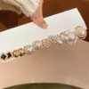 Conjunto de Dez Brincos Pingente Flor de Pérola Agulha de Prata e Diamante, Brincos Modernos e Versáteis, Brincos Retro de Luxo Leve para Mulheres