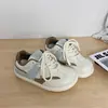 2026 Primavera Nuevo Estilo Mango Punta Zapatos de Entrenamiento Alemanes Cuero Planos Blancos Punta Ancha Zapatos para Mujer Zapatos Versátiles para Pies Anchos