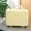Maleta Estuche de Regalo Retro Estuche Cosmético Macaron Maleta Pequeña Souvenir Ventilador Bolsa de Almacenamiento Conveniente
