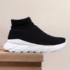 Nuevos calcetines-zapatos transfronterizos para hombre para otoño e invierno, zapatos slip-on ligeros para pareja, zapatos deportivos casuales de aumento de altura para hombre