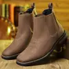 Botas Chelsea Masculinas Bordadas Ocidentais Mais Vendidas Transfronteiriças, Botas Curtas Slip-On Retro de Bico Quadrado, Botas Masculinas de Tamanho Grande Estilo Britânico Atacado