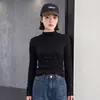 Camiseta de mujer Miyake de manga larga, cuello medio alto, elástica, corte ajustado, textura de pliegues de burbuja tridimensionales, para llevar debajo de un blazer, para principios de otoño.